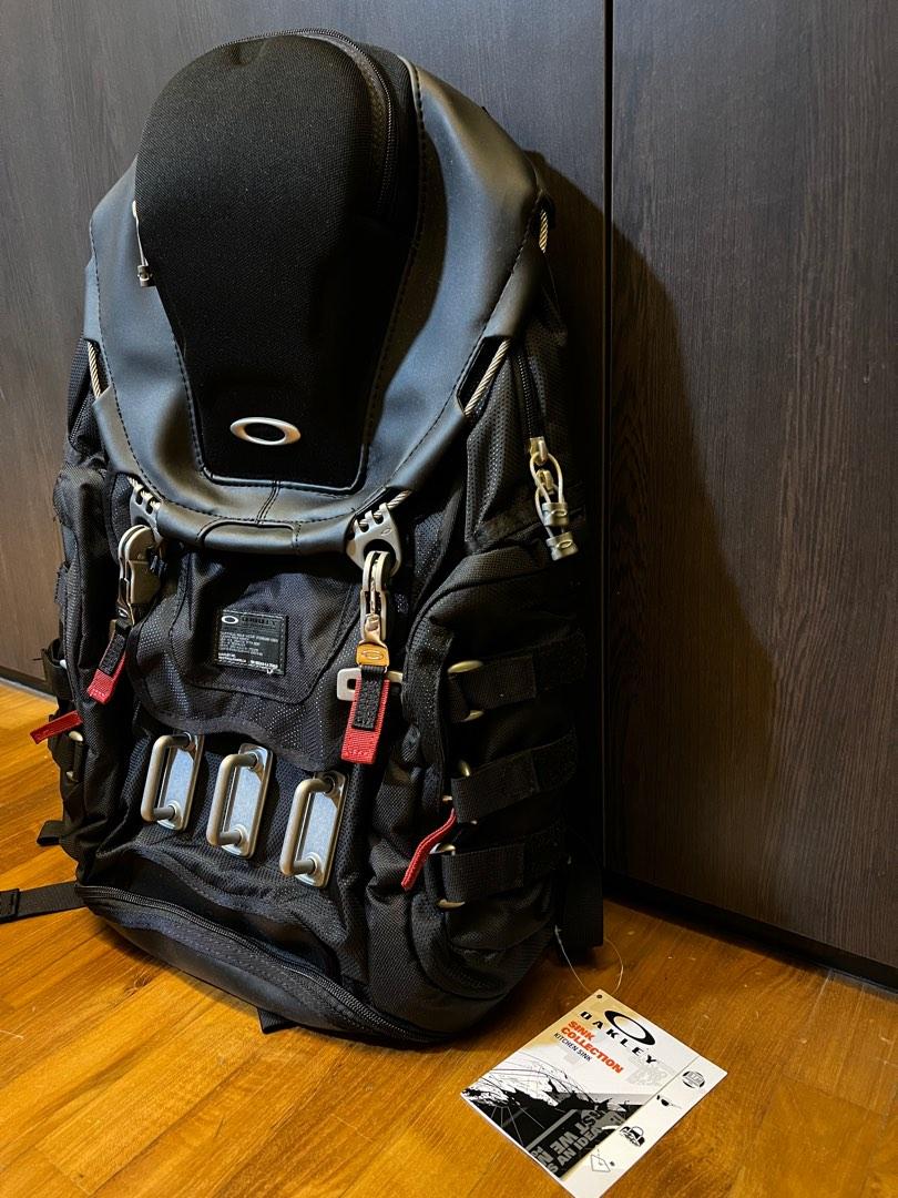 Oakley sink collection backpack Men s Fashion Bags Backpacks on