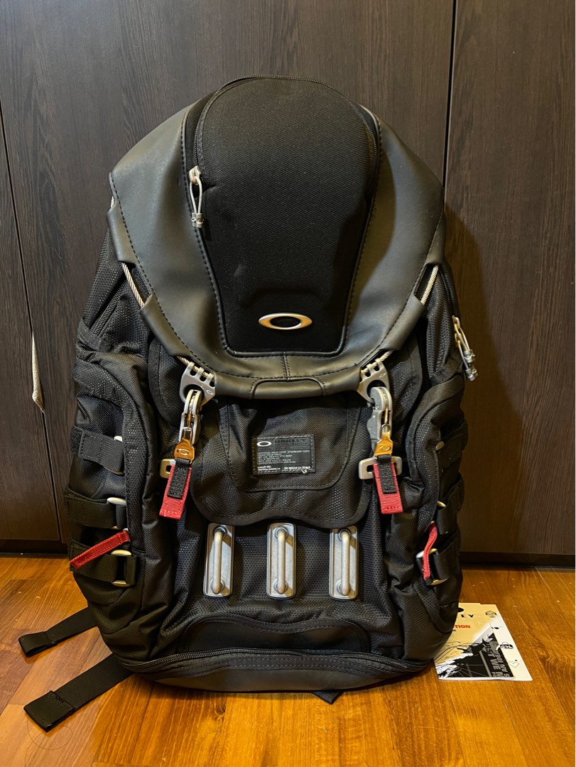 Oakley online sink collection
