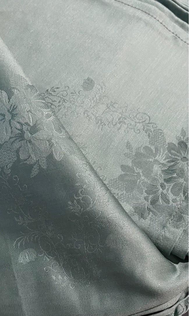 Premium 100% Lyocell/ Tencel 4Pcs Set in Queen/ King size Bedsheet, Quilt cover, Pillowcases Bedding Set in Green with Flora Jacquard Details (Category: Bedding & Towels) located in Singapore. Submitted by comfybeddings (Listing ID 1191881392, Image 2). Description: Beautiful flora jacquard details, premium quality 100% Lyocell Tencel sheets in green. Color: Green as per shown in photos. Material : 100% Lyocell Tencel Yarn count: 100S (Premium qu