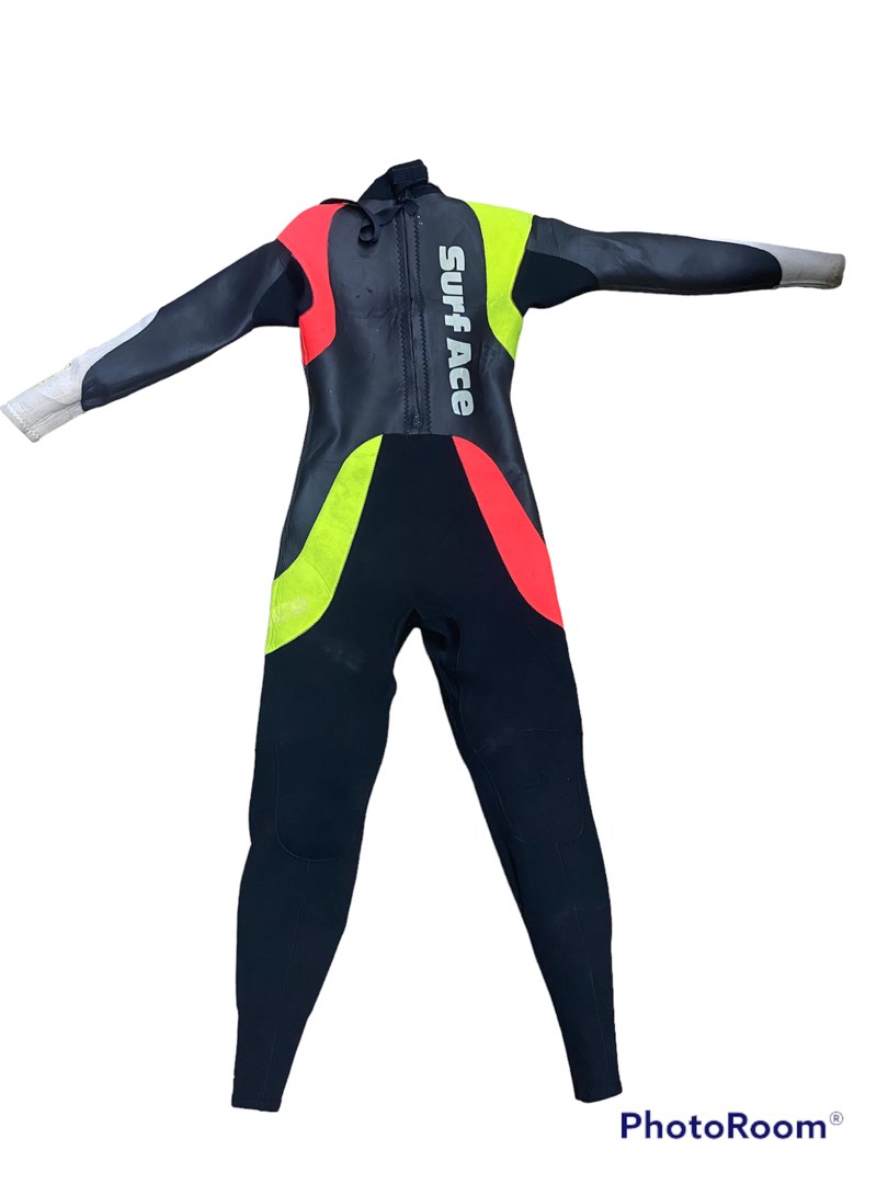 Scuba suit, Women's Fashion, Activewear on Carousell