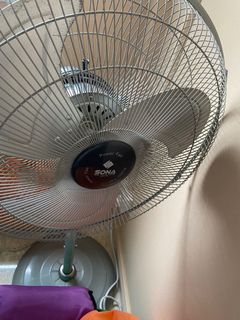 (Category: ) located in . Submitted by reyez93 (Listing ID 1191863052, Image 1). Description: .