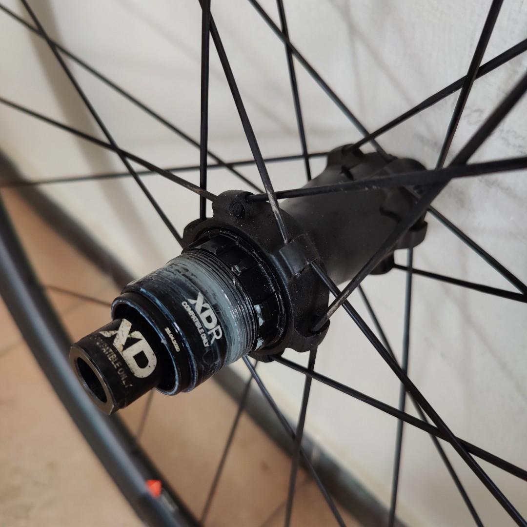 Syncros Capital 1.0 35mm carbon wheelset, Sports Equipment, Bicycles ...