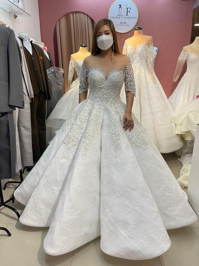 Umbrella cut deals wedding dress
