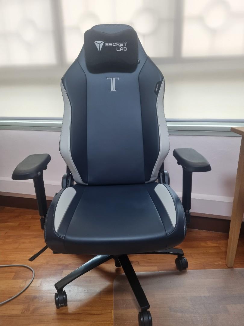 Under used secret lab chair titan evo 2022, Furniture & Home Living