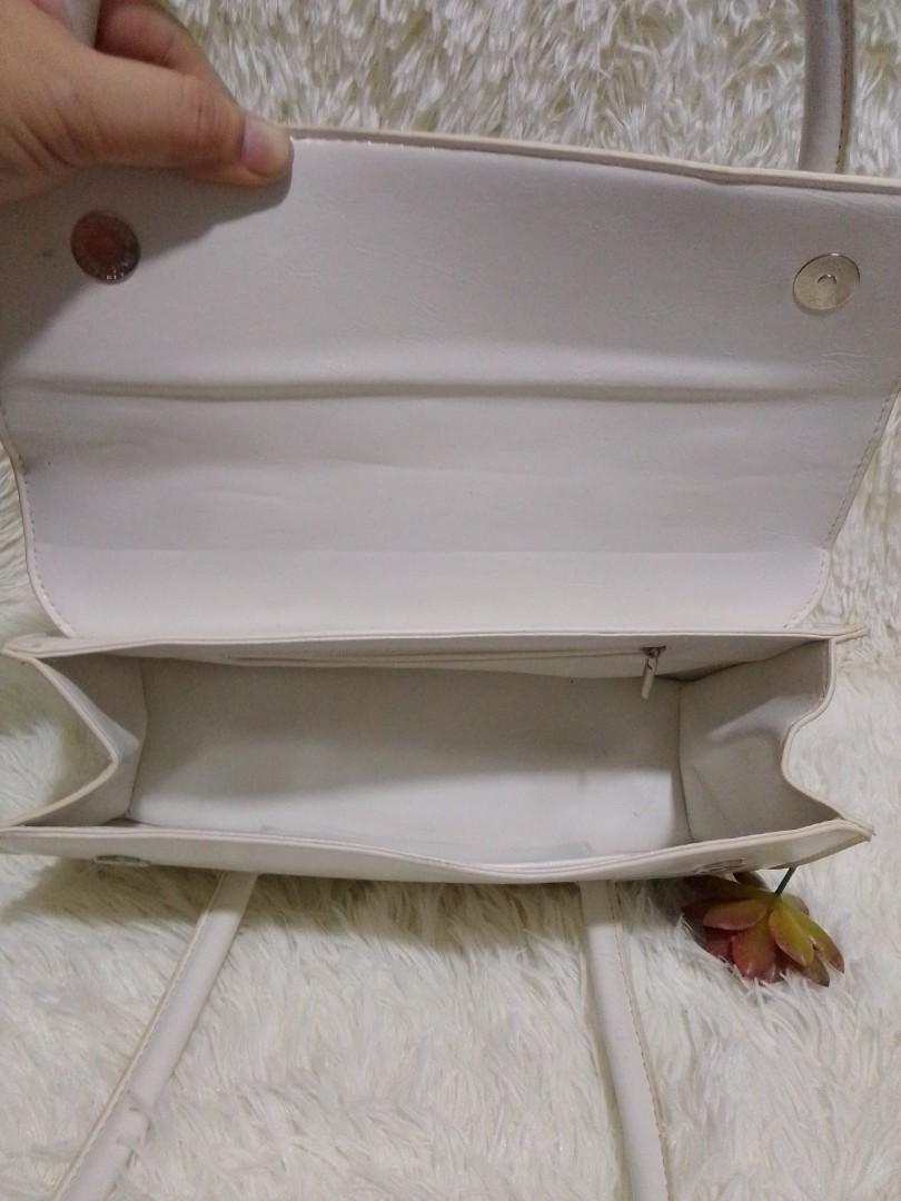 White rectangular stand alone bag, Women's Fashion, Bags & Wallets