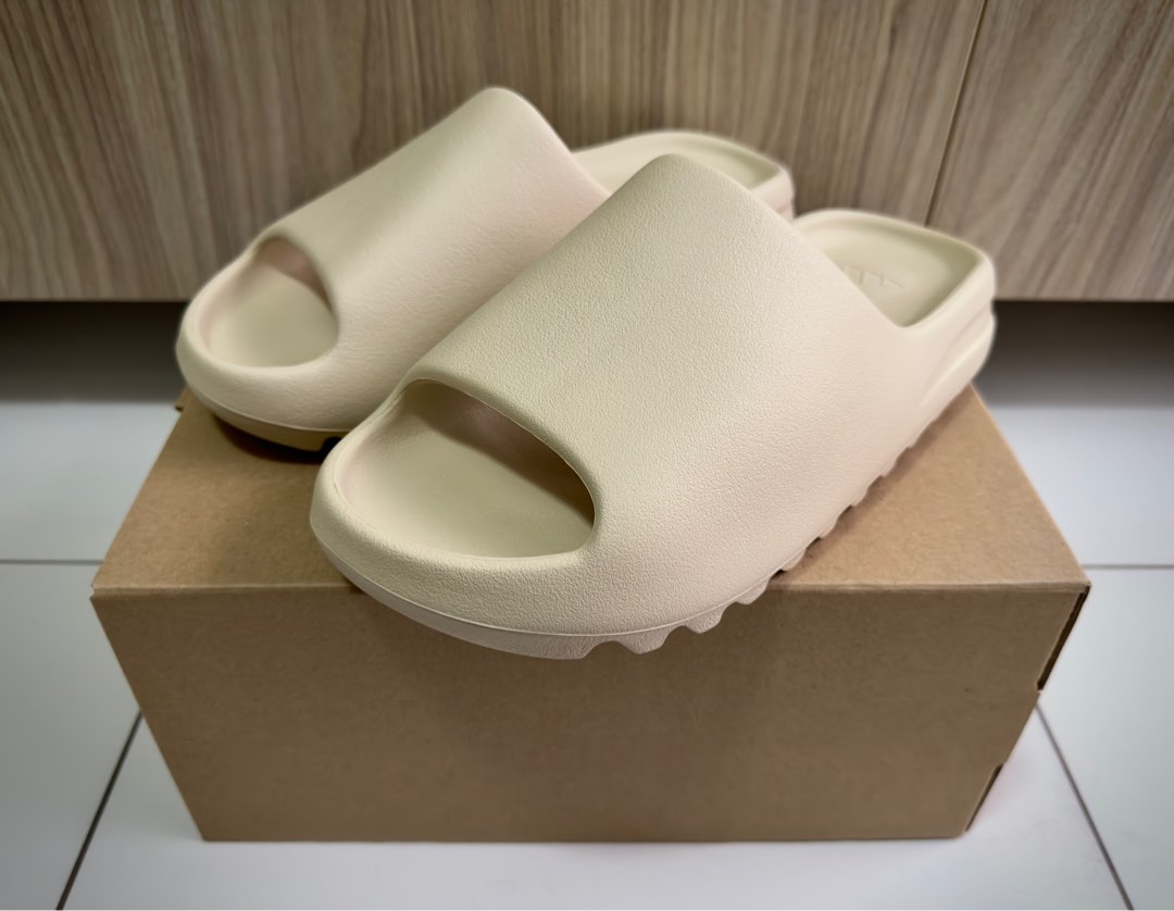 Yeezy Slides Bone, Men's Fashion, Footwear, Slippers u0026 Slides on Carousell