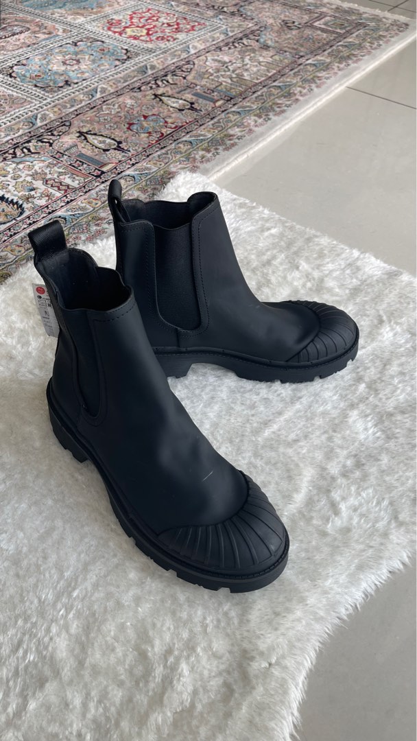 zara boots price