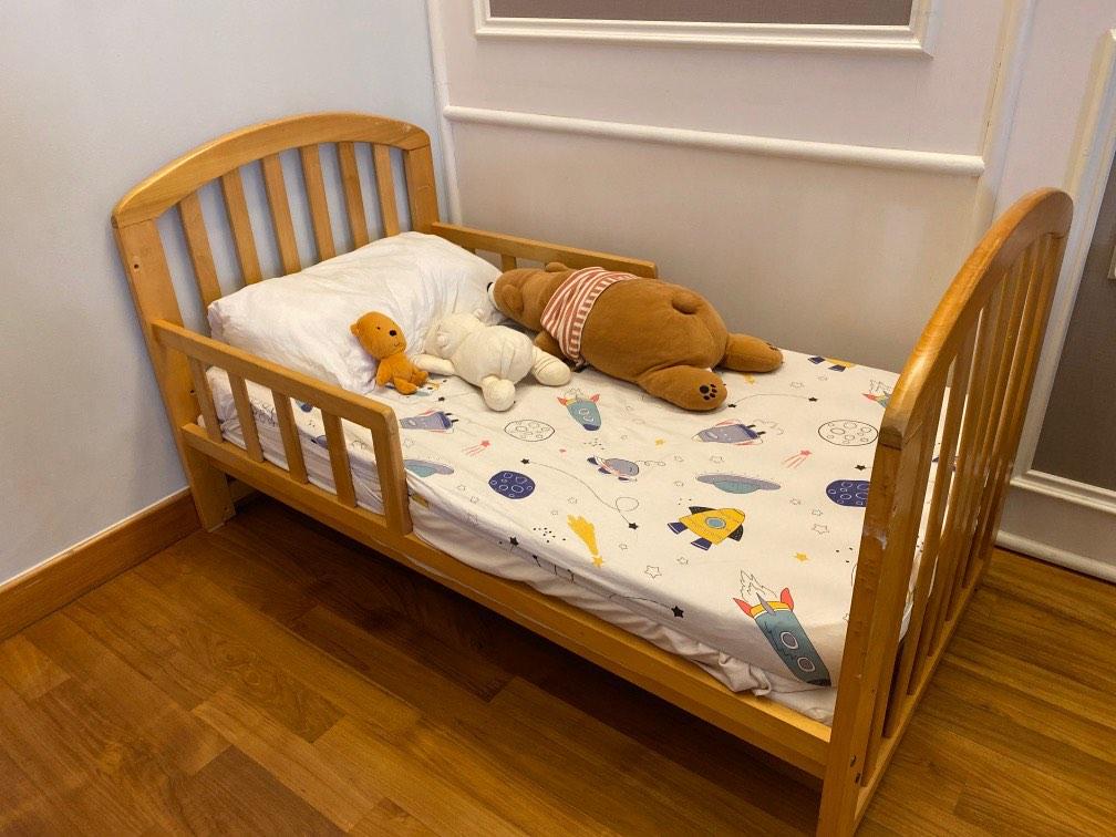 2in1 baby cot cum toddler bed, Babies & Kids, Baby Nursery & Kids