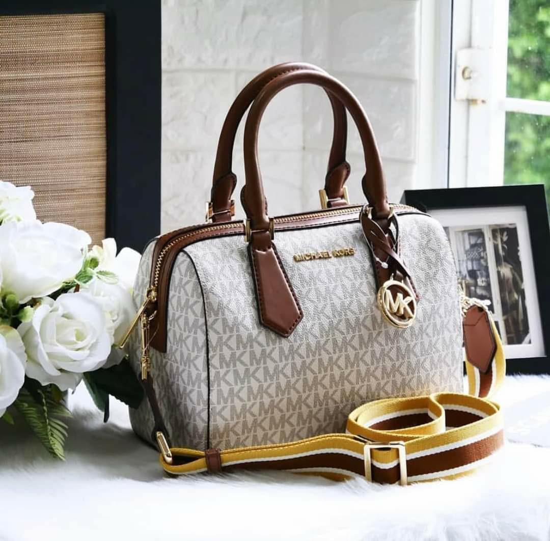 Mk hayes small duffle top bag