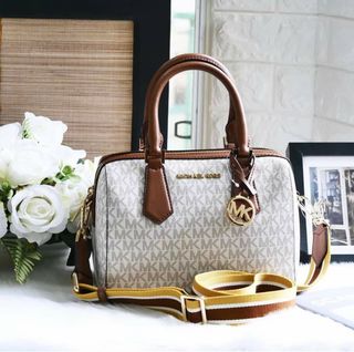 (Category: ) located in . Submitted by janelovebagswatchesshoesph (Listing ID 1192207013, Image 1). Description: .