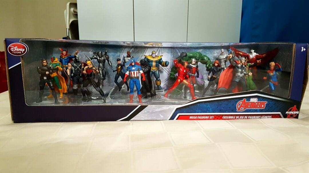 Marvel mega figure 2025 set