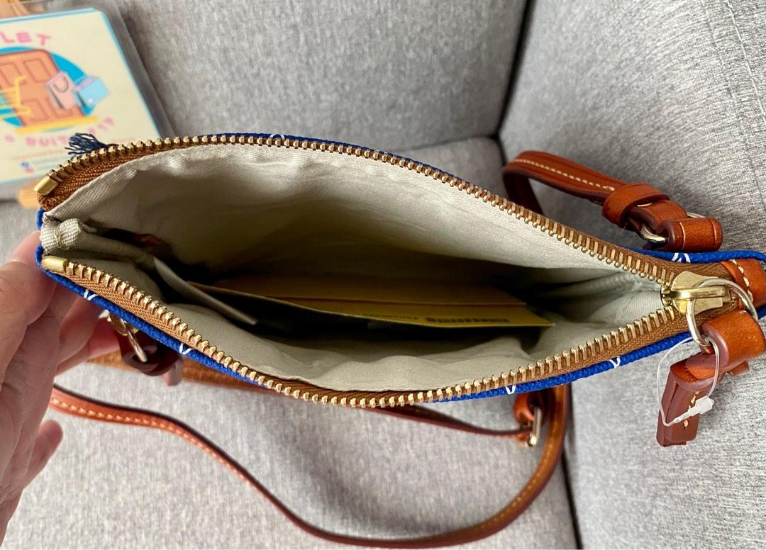 💯% Original Dooney & Bourke Blue Jays Double Zip Crossbody bag