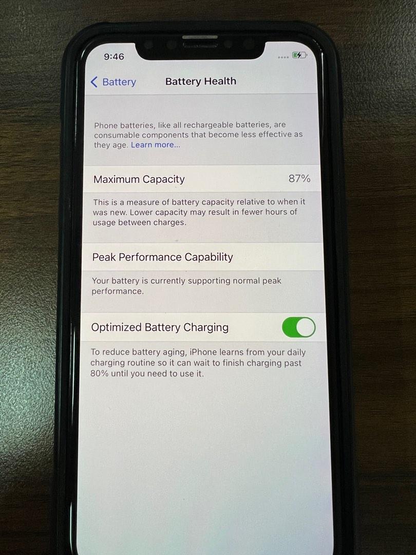 Apple iPhone X 64gb Open Line (Category: iPhone X Series) located in Quezon City. Submitted by at883 (Listing ID 1192168533, Image 3). Description: Open Line (bought from Canada) A11 Bionic Chip 12MP Wide Angle Camera 4K, 1080p, 720p HD Video Recording 7MP Camera True Tone IP67 Includes: Original Earphones with Lightning connector Original Lightning Cable Original Charger Original Box with Manual *UAG Case in listing -Not Included Battery at 87% 