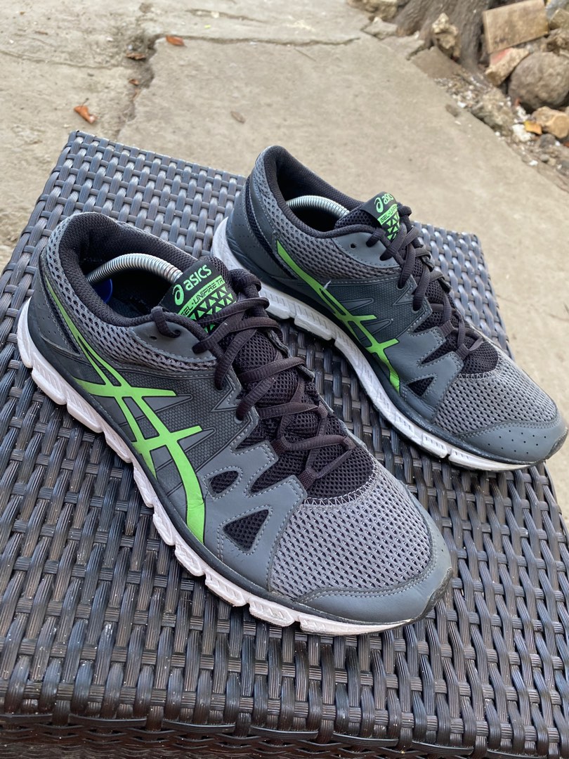 mens grey asics trainers