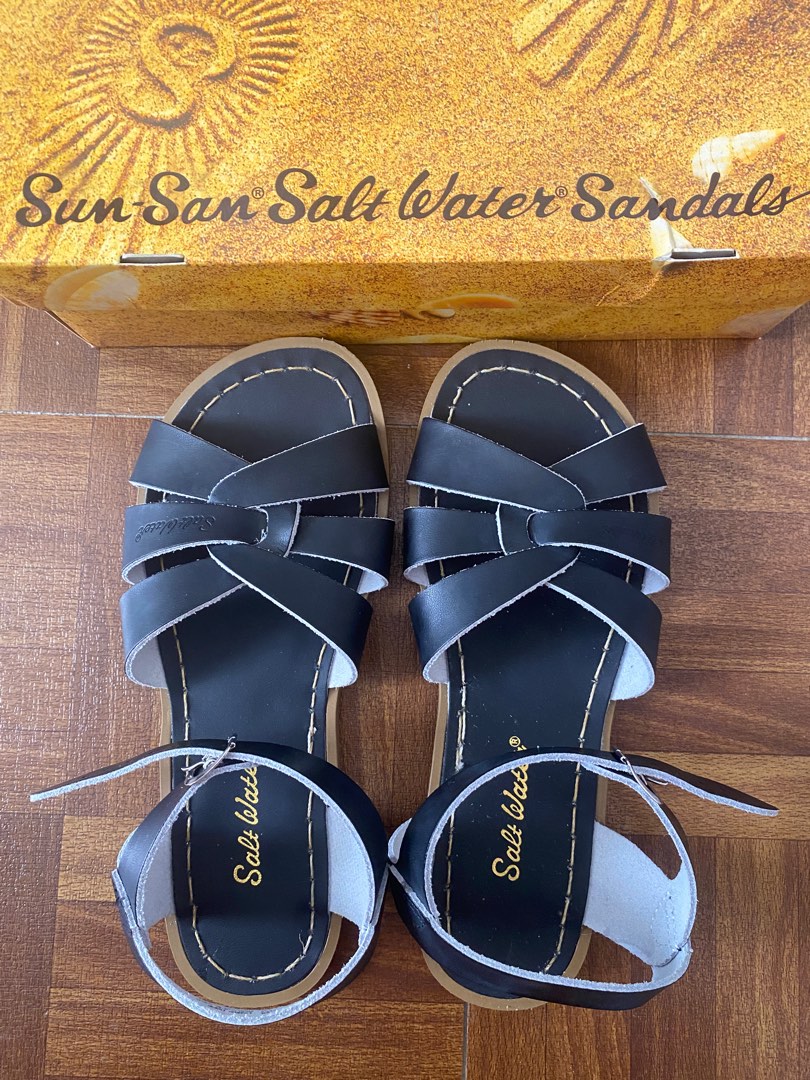 Authentic Salt Water Sandals, Women's Fashion, Footwear, Flats