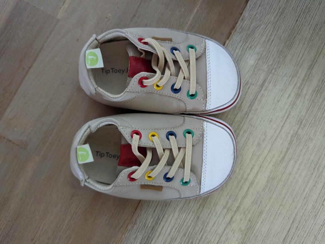 tiptoes baby shoes