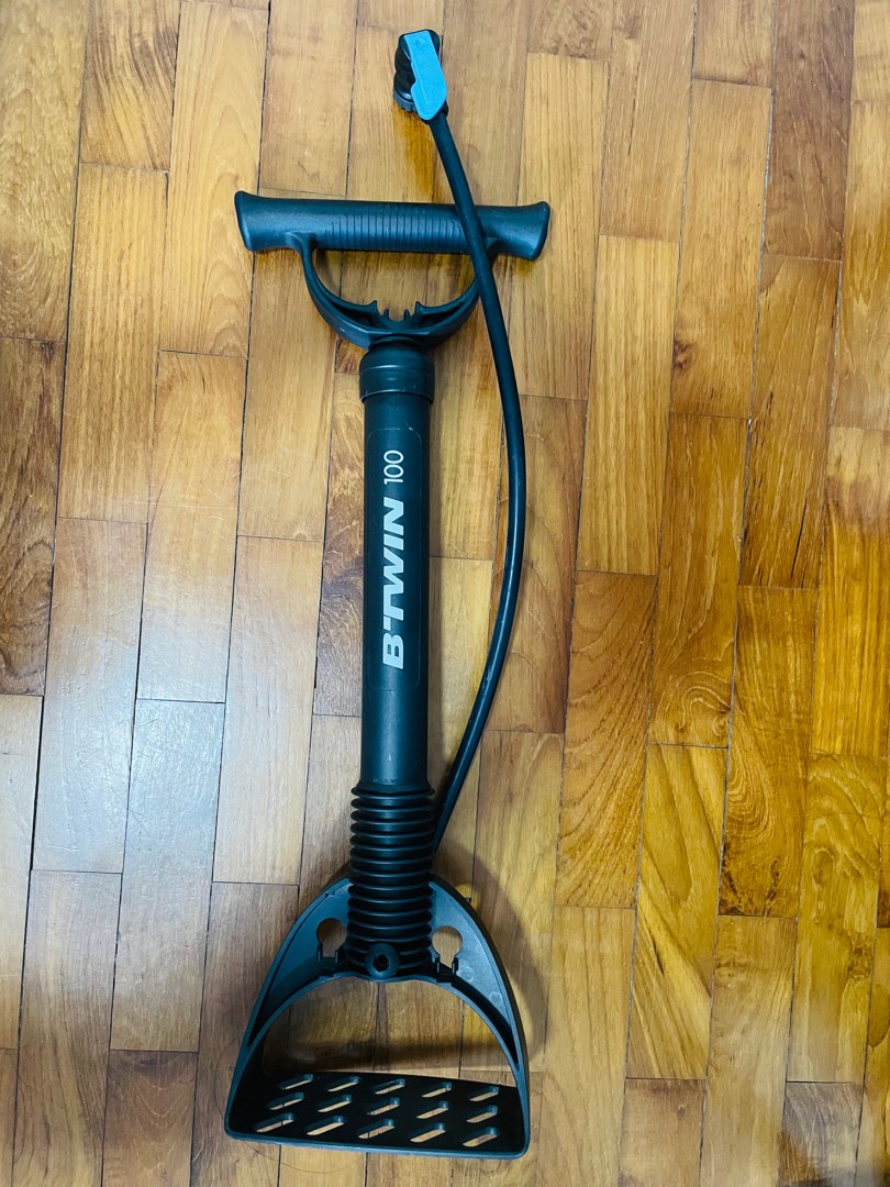 Bicycle Floor Pump Btwin 100 Black, Sports Equipment, Bicycles