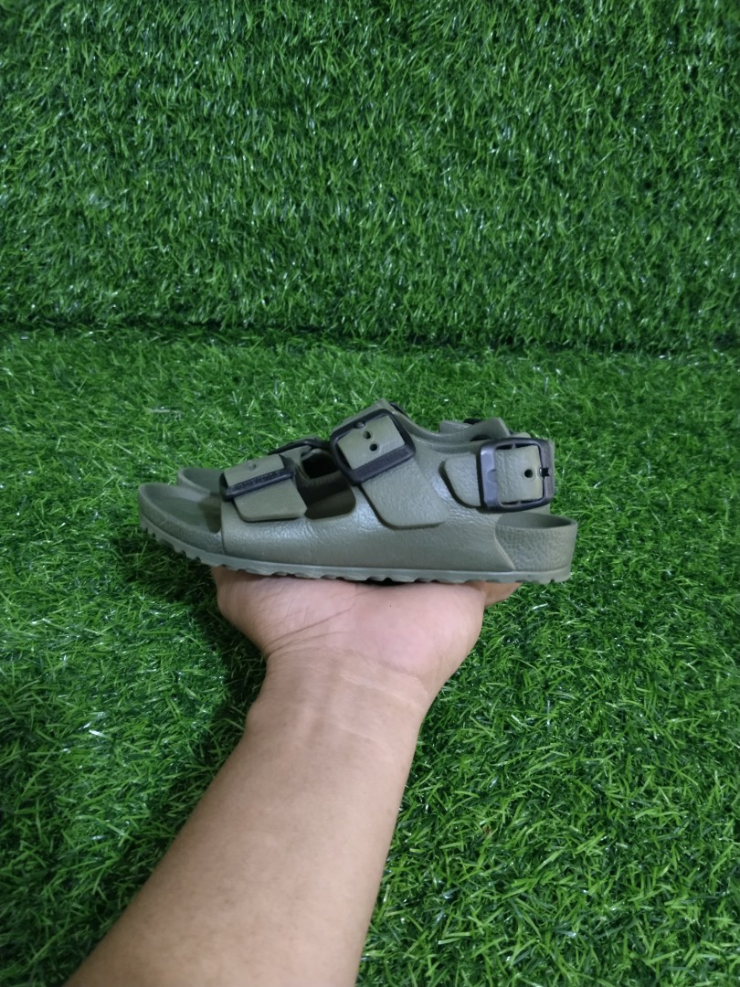 Birkenstock anak, Barang Yang Dicari di Carousell