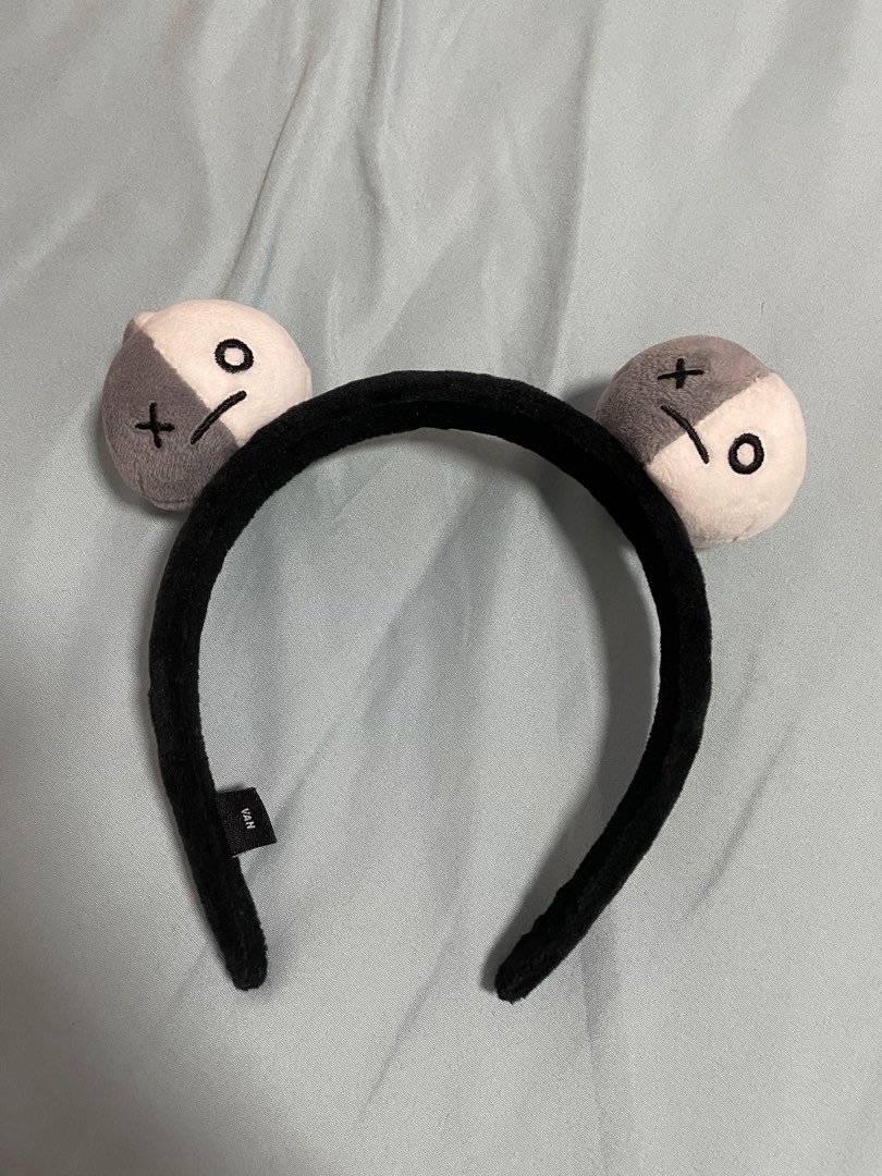 BTS BT21 Van headband, Women's Fashion, Watches & Accessories, Hair