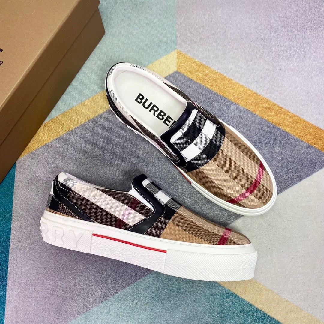 BURBERRY LOW TOP SLIP ON SNEAKER Luxury Sneakers Footwear on Carousell