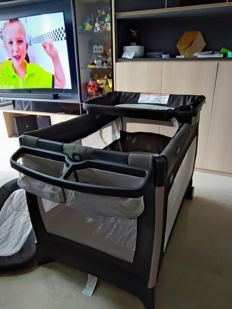 Chicco Baby Cot and Playpen, Babies & Kids, Baby Nursery & Kids