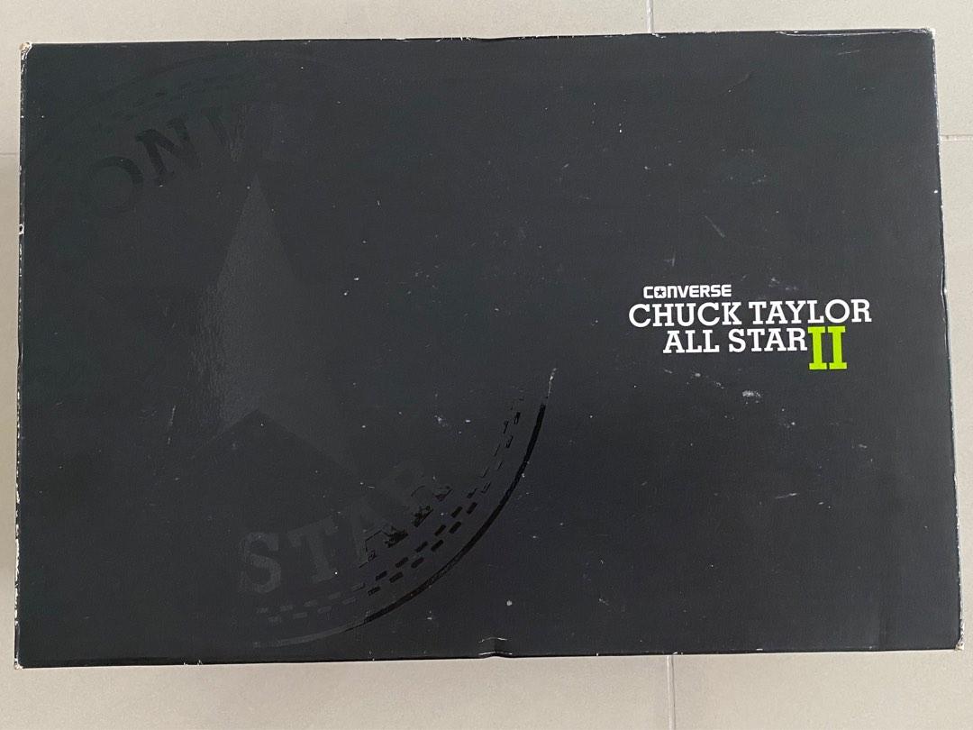 chuck taylor 2 white