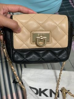 (Category: ) located in . Submitted by nicoleigh (Listing ID 1192130078, Image 1). Description: .