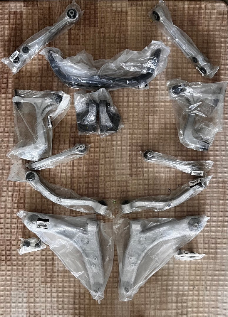 Evo 9 Complete Undercarriage Arm and Link Assembly (15pcs), Car