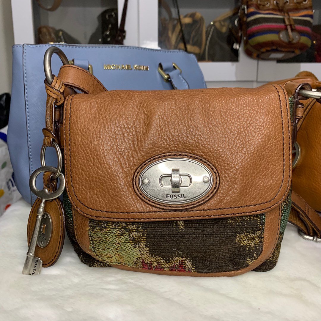 Fossil maddox hotsell crossbody