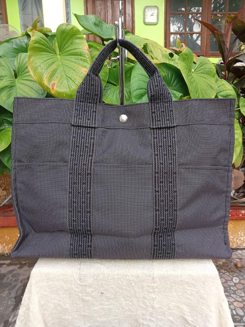 Hermes Canvas Tote Fesyen Wanita Tas Dompet Di Carousell hermes-canvas-tote-fesyen-wanita-tas-dompet-di-carousell