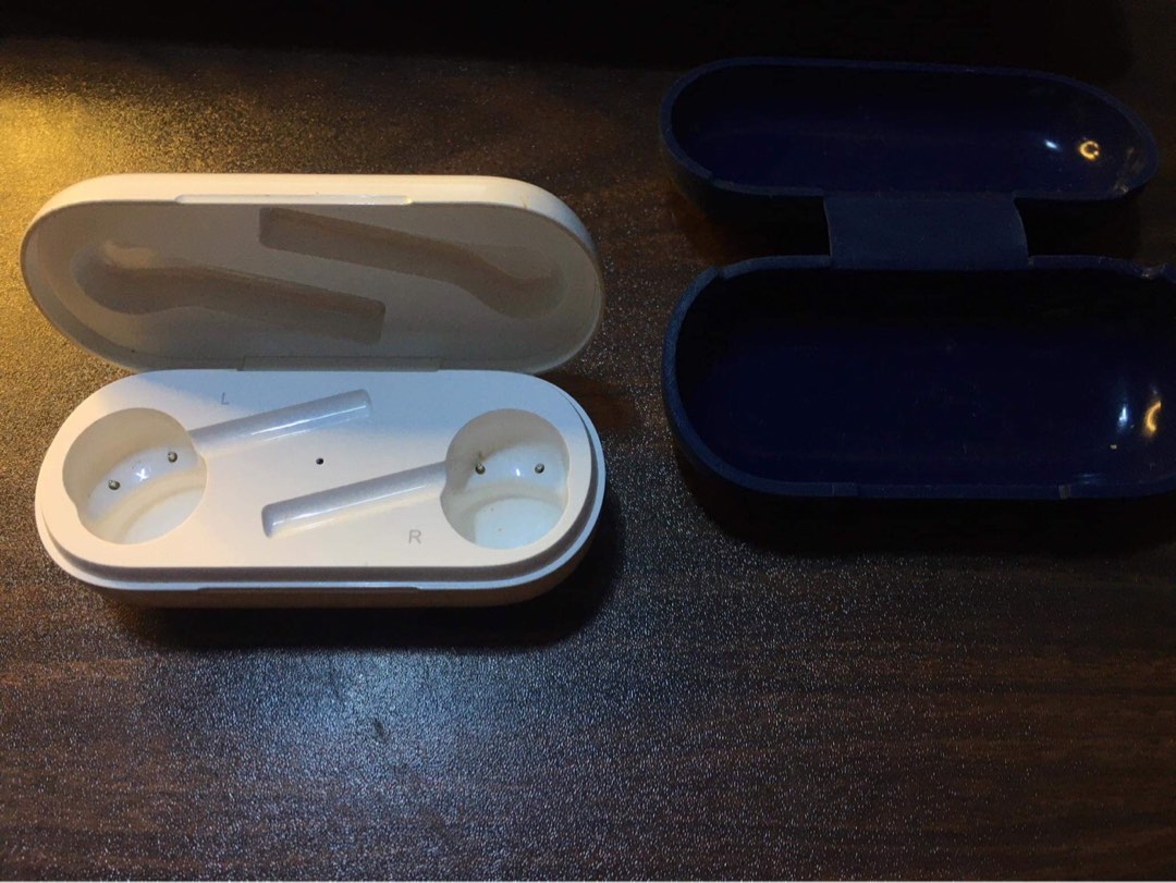 Huawei Freebuds charging Case only, Audio, Earphones on Carousell