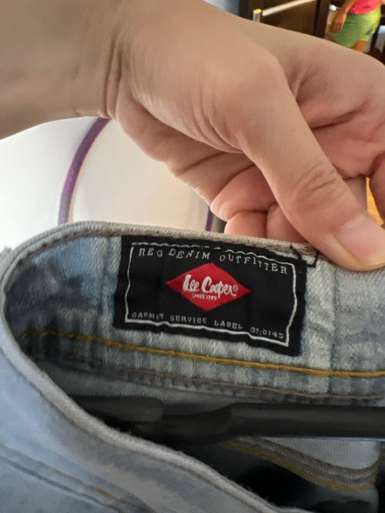 Lee Cooper Fades Pants size 28 (Category: Jeans) located in Manila. Submitted by tortol (Listing ID 1192123498, Image 3). Description: RFS: just sitting in my closet.