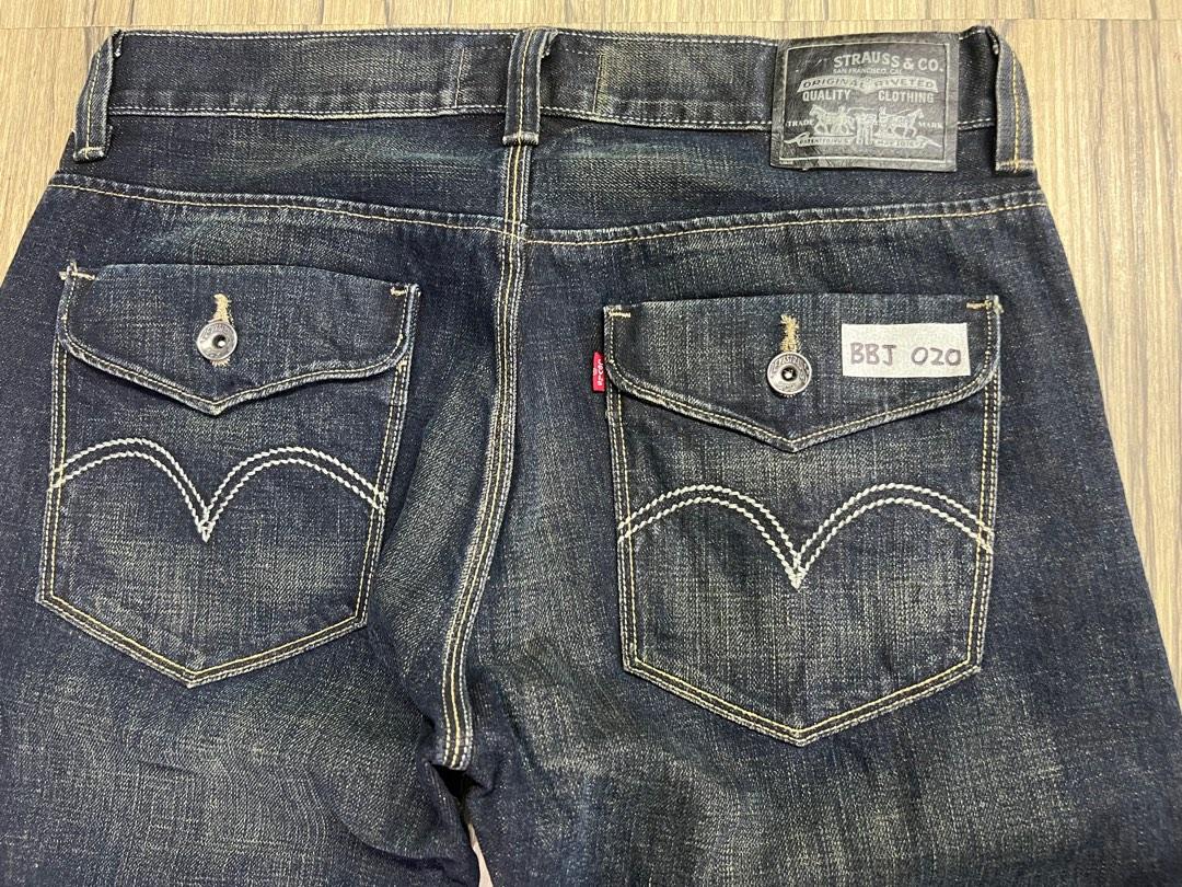 Butik levis top