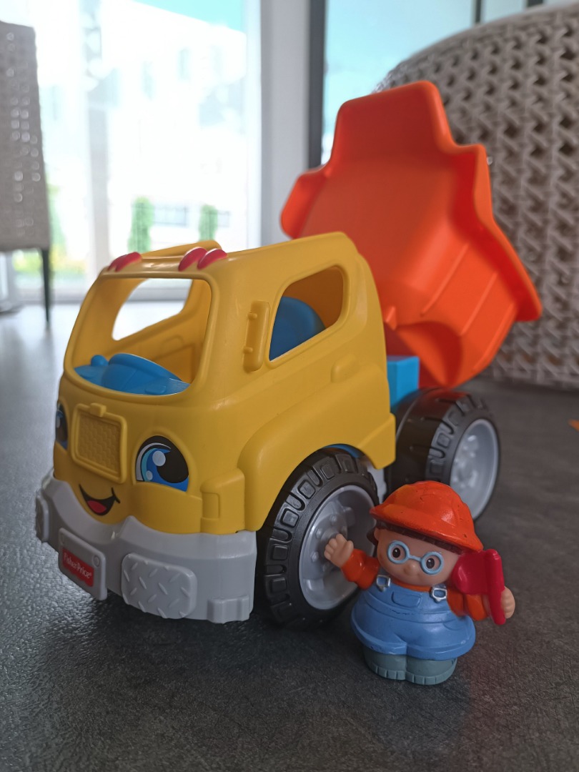 Little People Set - Dump Truck, Hobbies & Toys, Toys & Games on Carousell