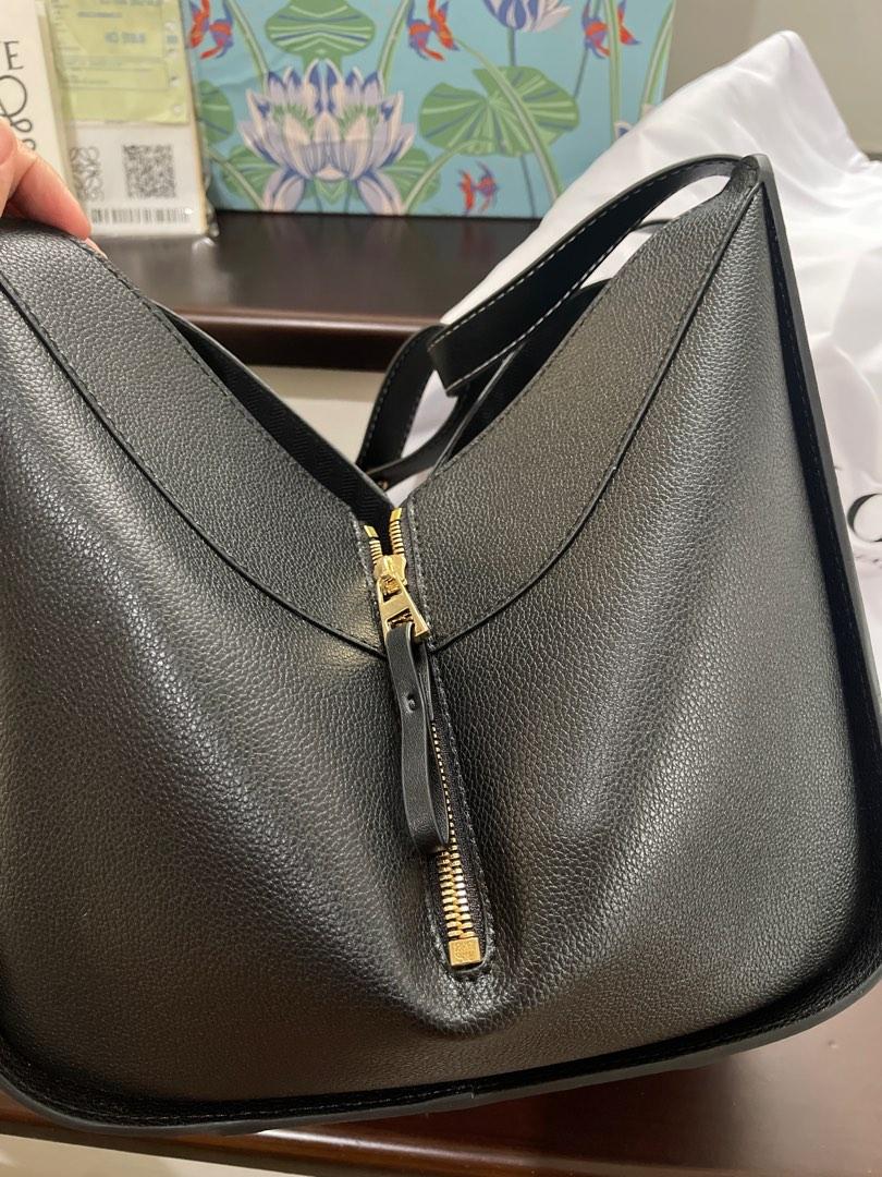 Loewe bag, Barang Mewah, Tas & Dompet di Carousell