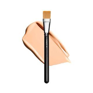 MAC 191 Square Flat Foundation brush