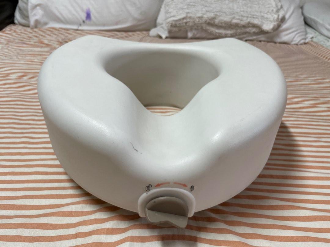 Medline Toilet Seat Riser 5" High with stand Up amrs, Health