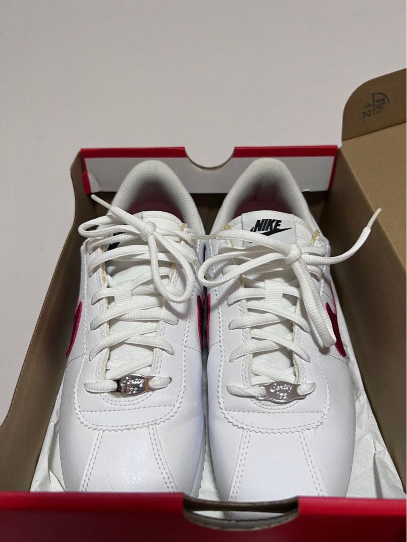 Classic cortez leather 2024 white/varsity red women's shoe