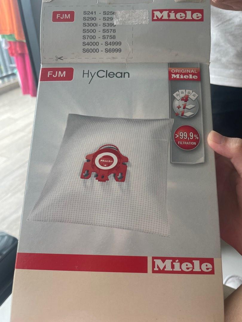 Miele Vacuum Sealing Bags, 50 Count Small Size - 180 X 280 Mm, 90µ Thick, For Sous Vide & Food Storage