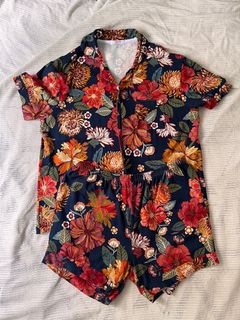 (Category: ) located in . Submitted by chikobellpreloved (Listing ID 1192061994, Image 1). Description: .