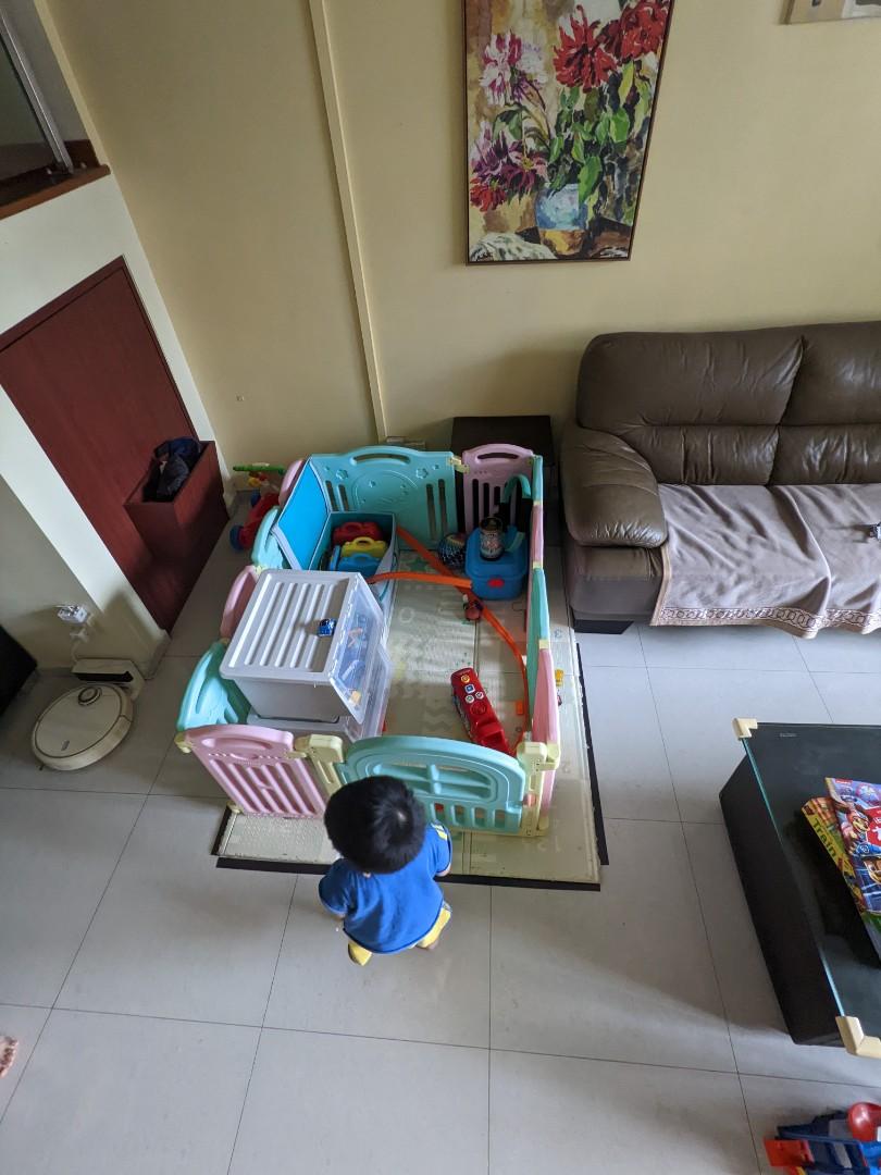 Playpen Plastic Enclosure, Babies & Kids, Baby Nursery & Kids Furniture