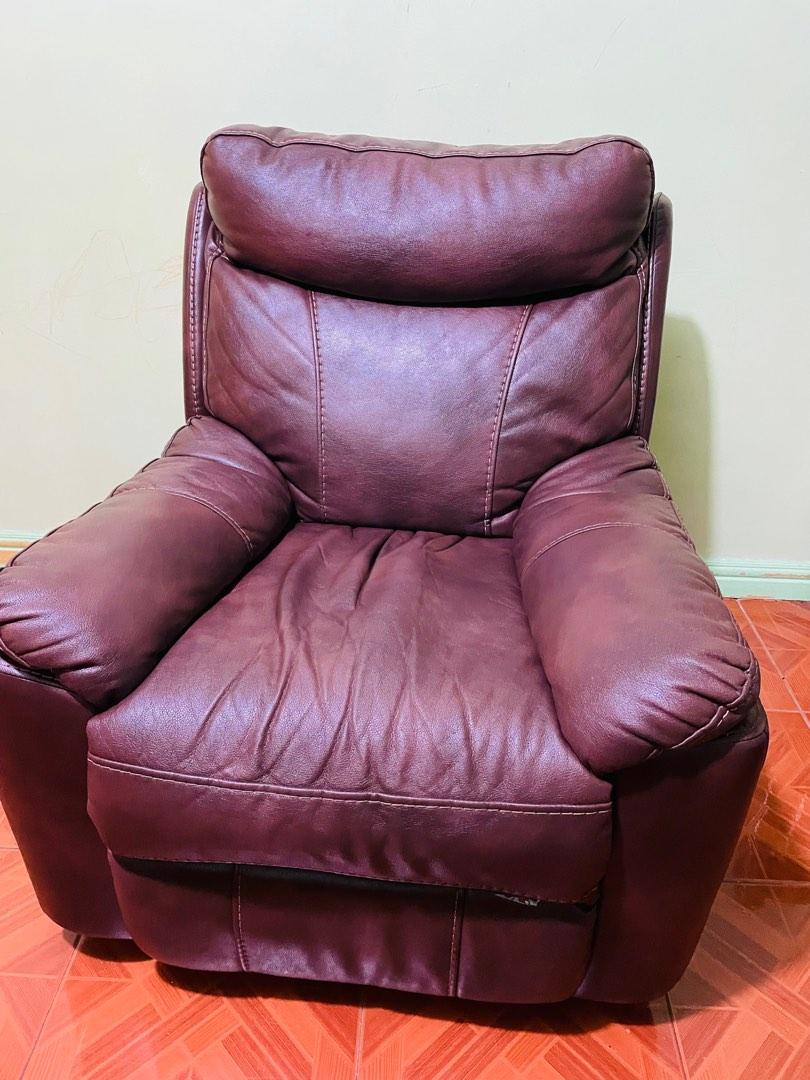 Single Recliner Sofa, Furniture & Home Living, Furniture, Sofas on