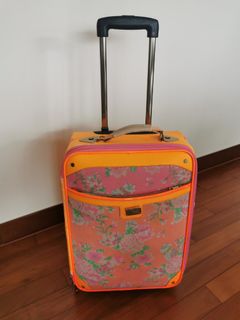 （分類：）位於 。 由 trina_lam 提交（商品編號 1192085085，圖片 1）。簡介： 。