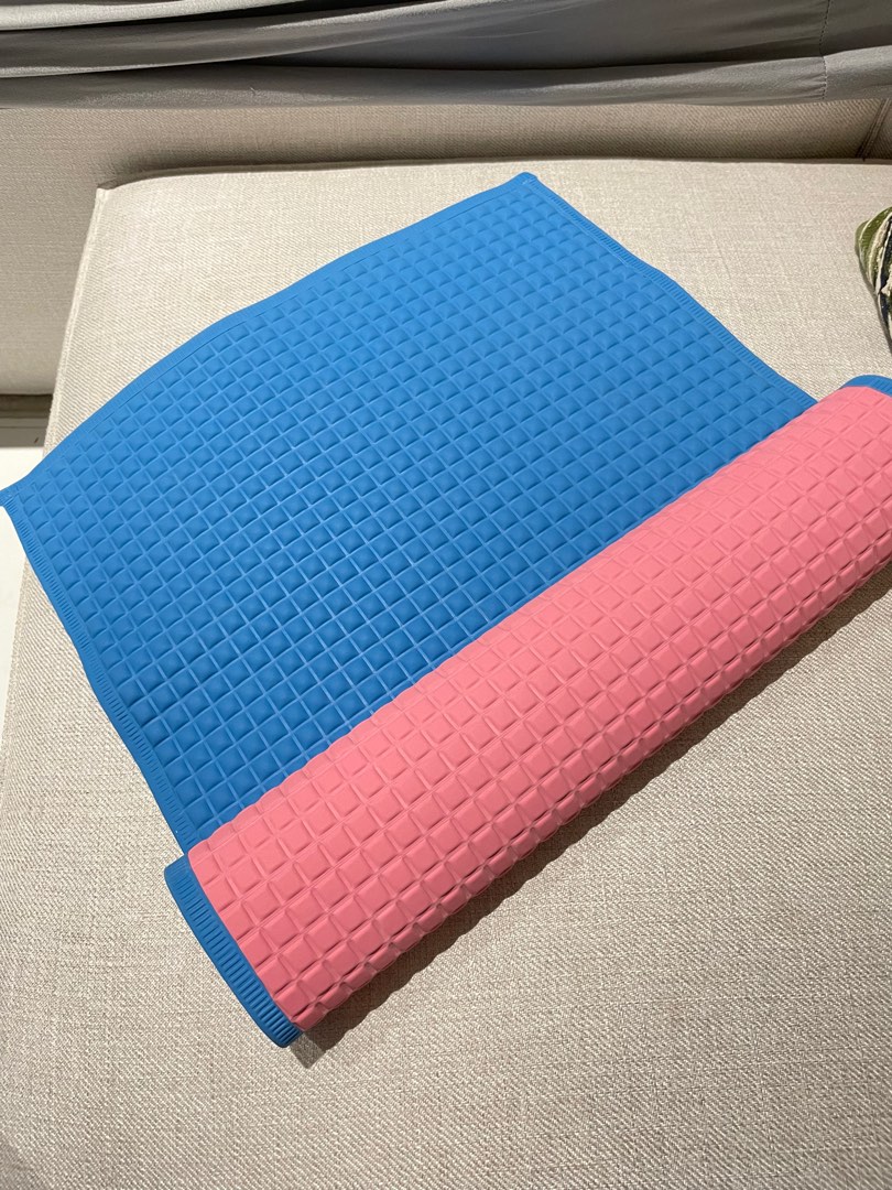 Rubber Diaper Mat, Babies & Kids, Bathing & Changing, Changing Mats