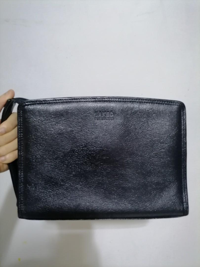 Takeo Kikuchi Men's Tri-Fold Key Case - 4 Key Hooks, Soft Leather, Navy (Morbido Series)
