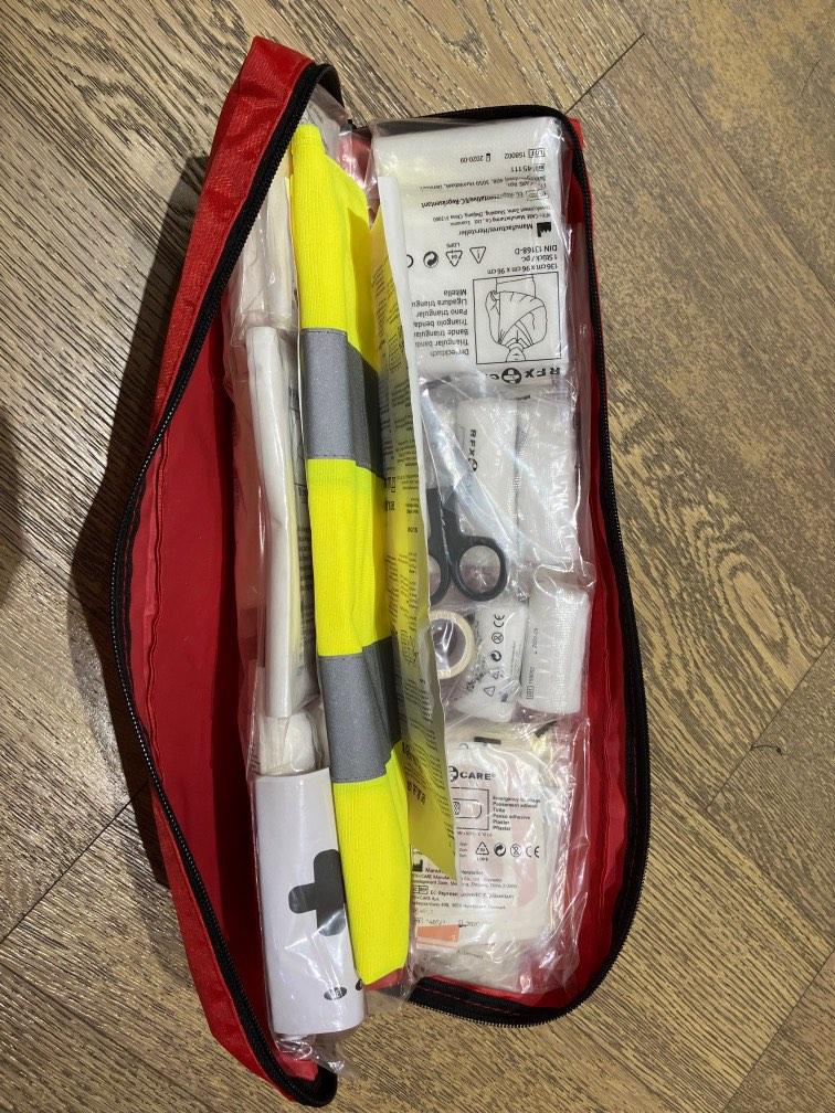 Tesla emergency pack, 汽車配件, 其他 Carousell