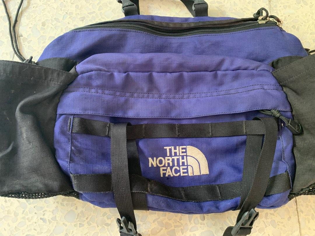 The North Face bum bag, 運動產品, 行山及露營 Carousell