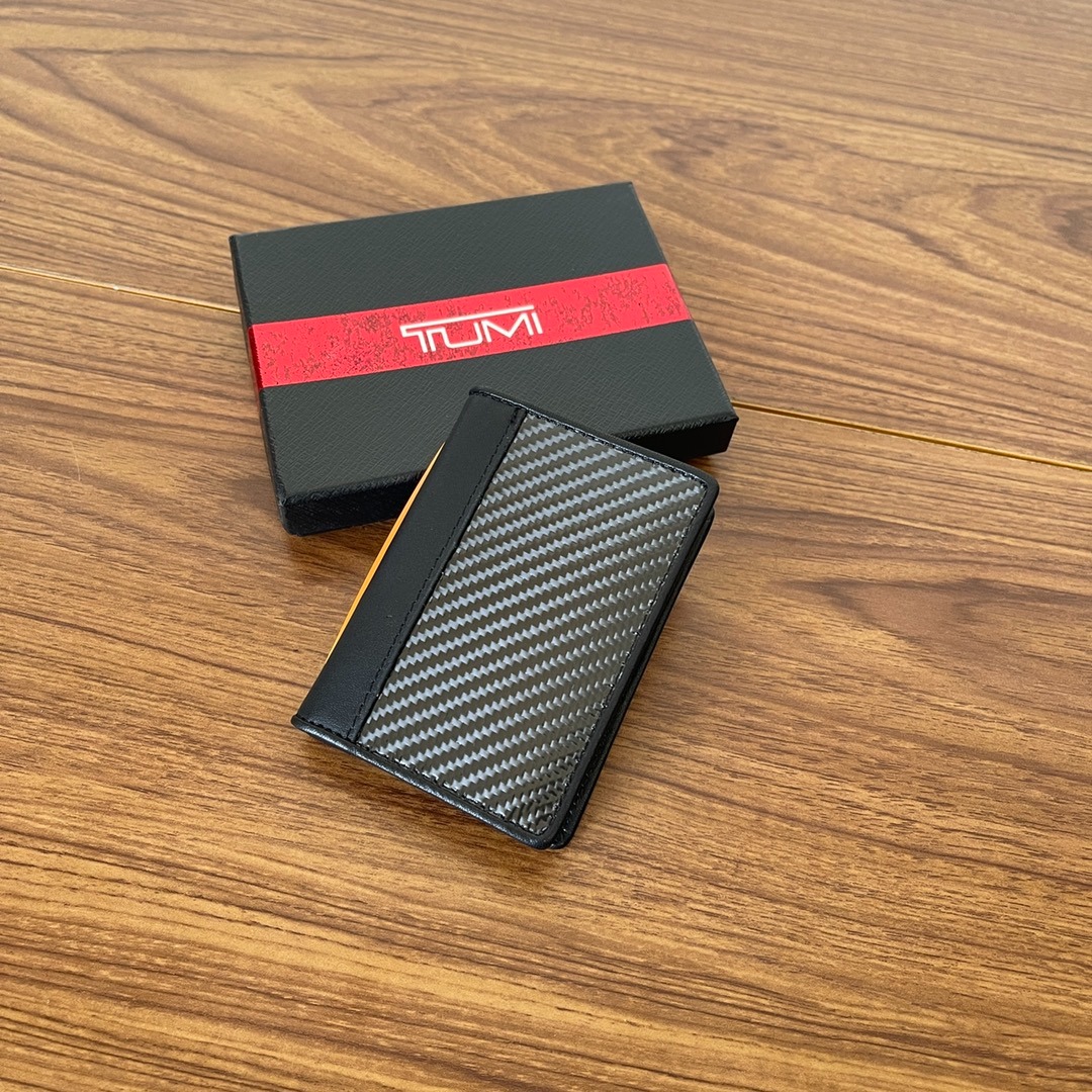 Tumi folding outlet card case