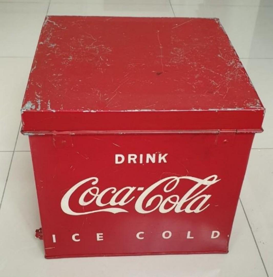 Vintage/Retro Coca Cola Ice Box, Furniture & Home Living, Home Decor