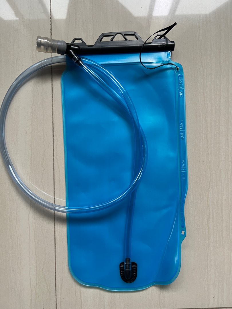 Water bladder for sale, Sports Equipment, Other Sports Equipment and